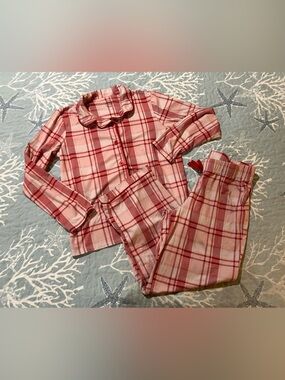Oeko Tex girl size medium (7/8) 2 pc pajama set